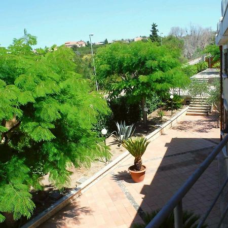 Casa Vacanze Villa Pina Матера Экстерьер фото