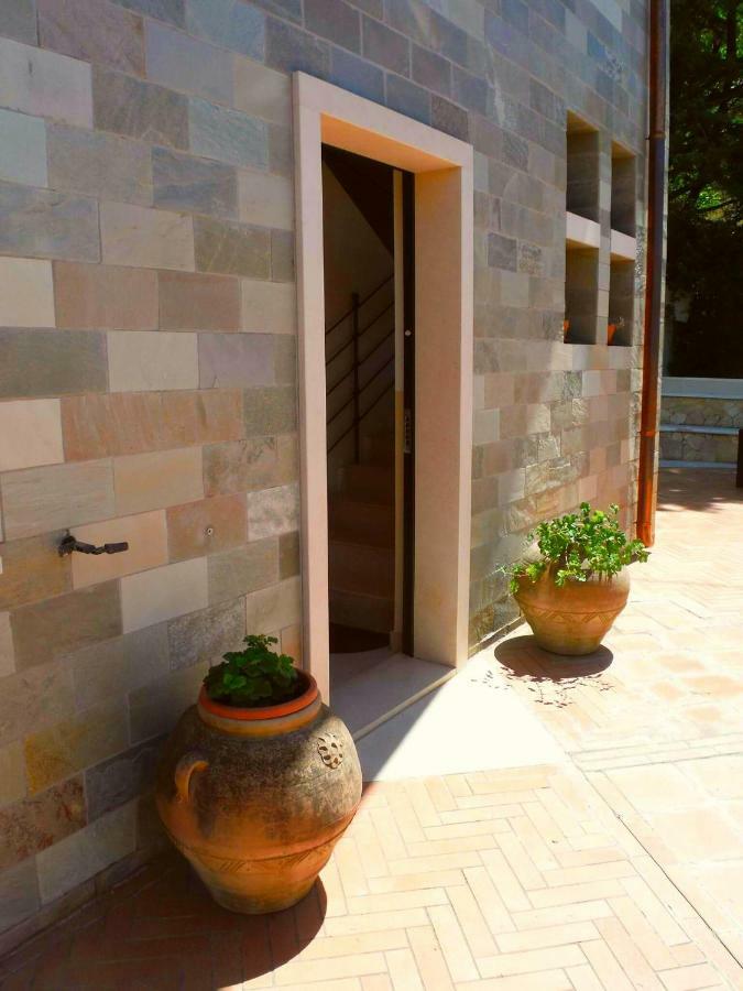 Casa Vacanze Villa Pina Матера Экстерьер фото